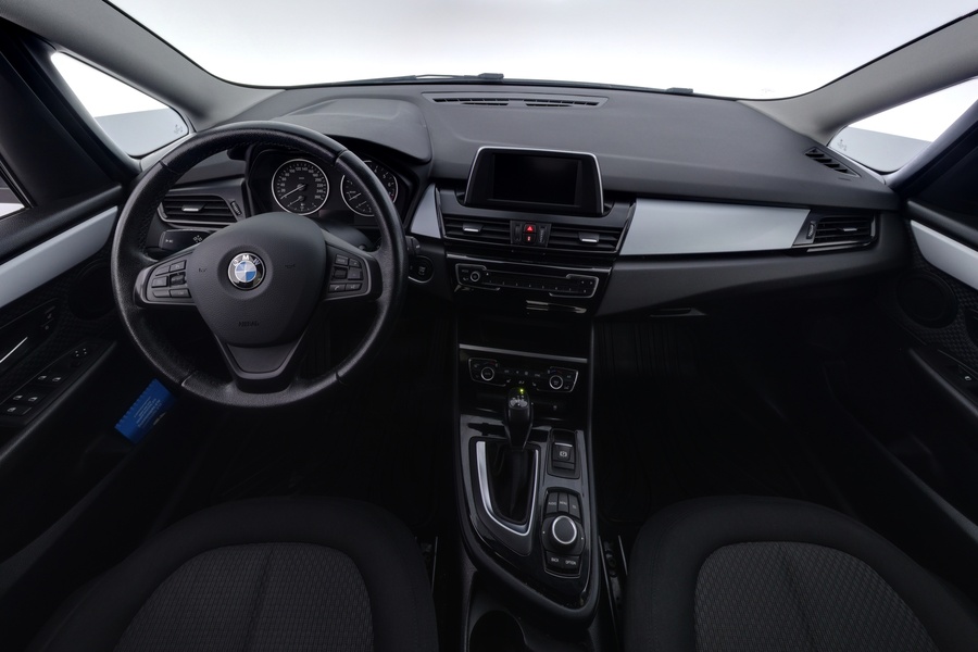 BMW 218 vaihtoauto