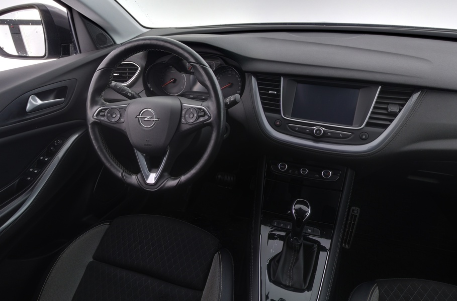 Opel Grandland X vaihtoauto