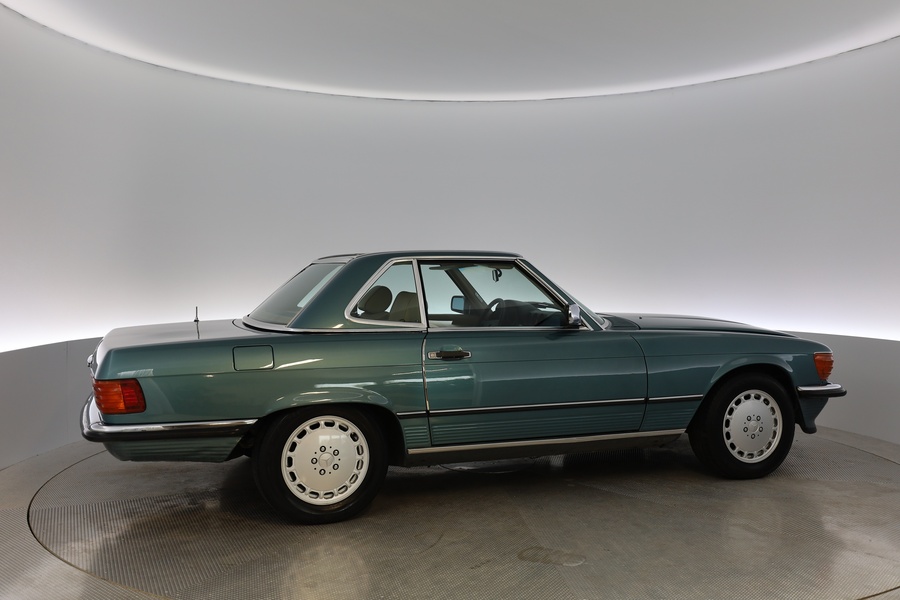 Mercedes-Benz SL vaihtoauto