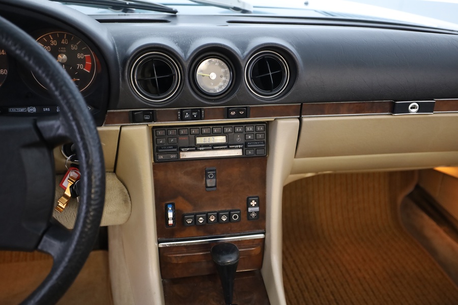 Mercedes-Benz SL vaihtoauto