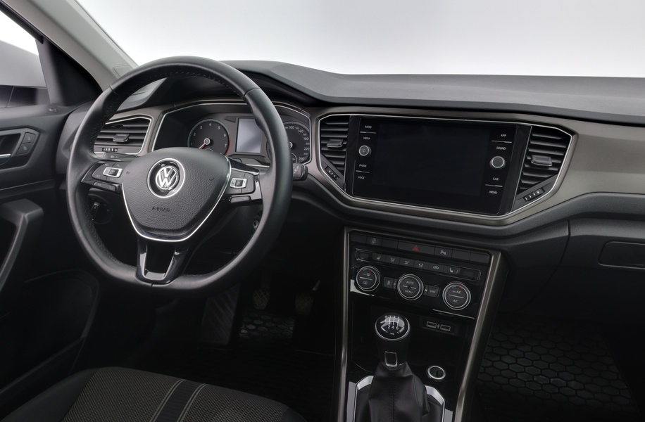 Volkswagen T-Roc vaihtoauto