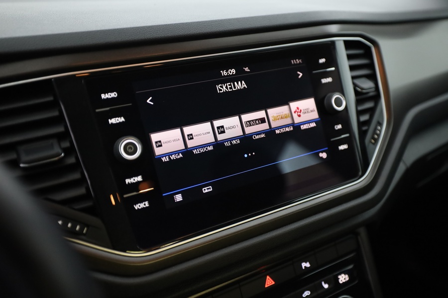 Volkswagen T-Roc vaihtoauto