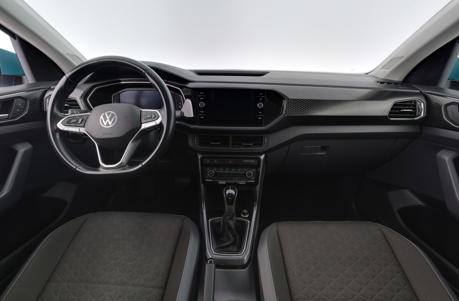 Volkswagen T-Cross vaihtoauto