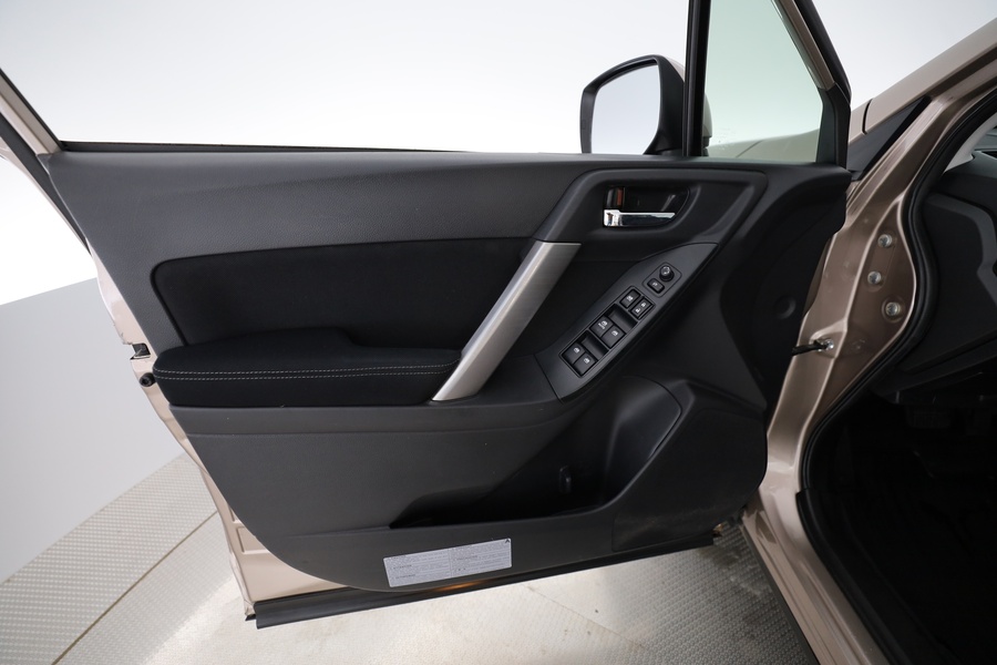 Subaru Forester vaihtoauto