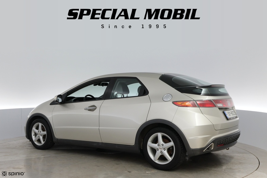 Honda Civic vaihtoauto