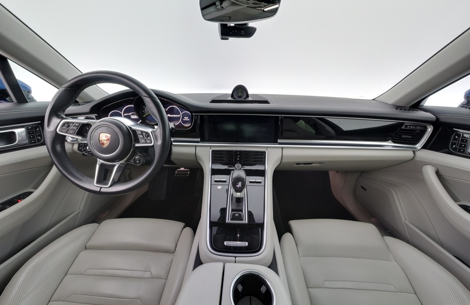 Porsche Panamera vaihtoauto