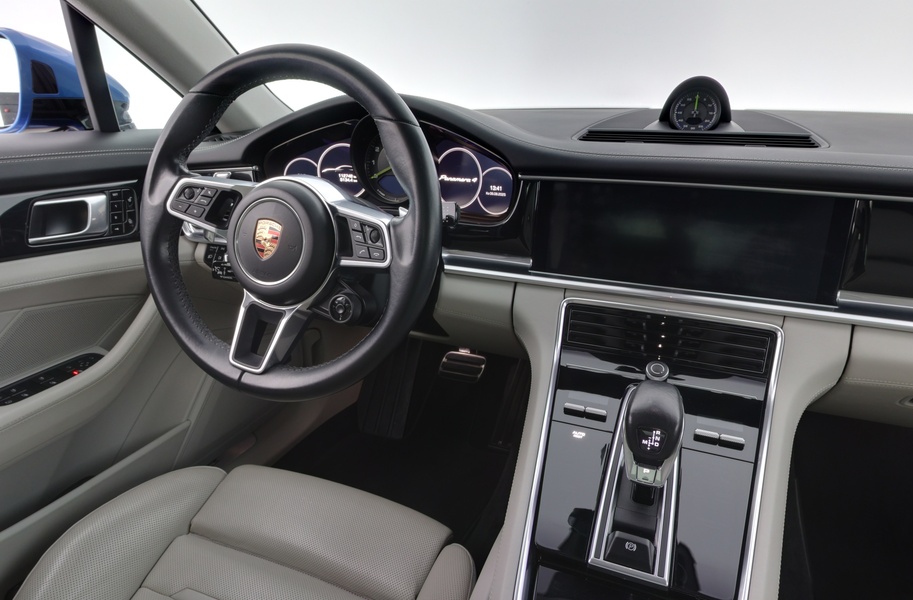 Porsche Panamera vaihtoauto