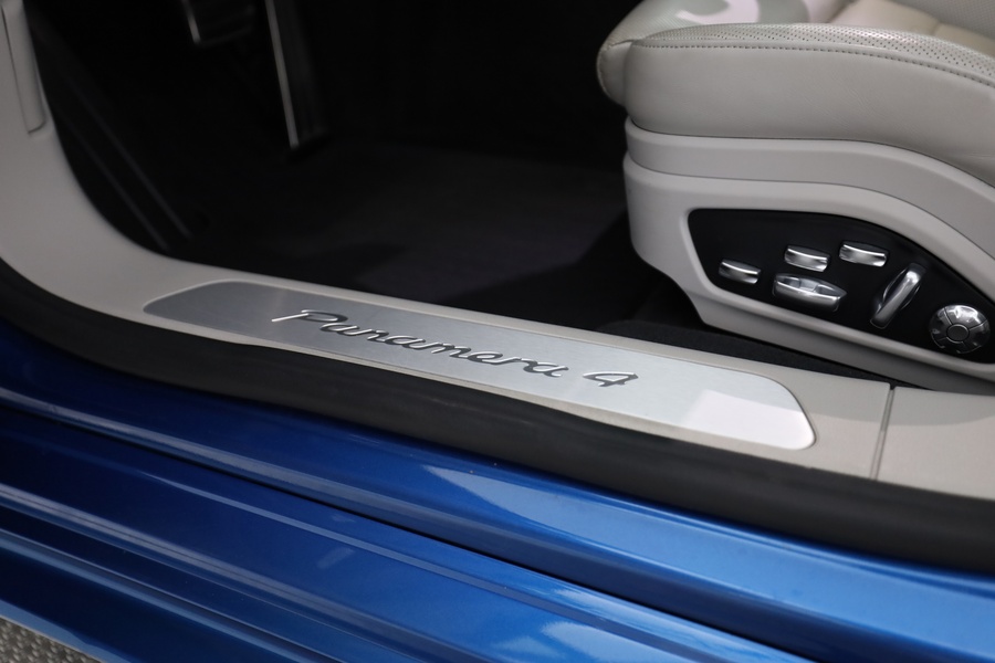 Porsche Panamera vaihtoauto