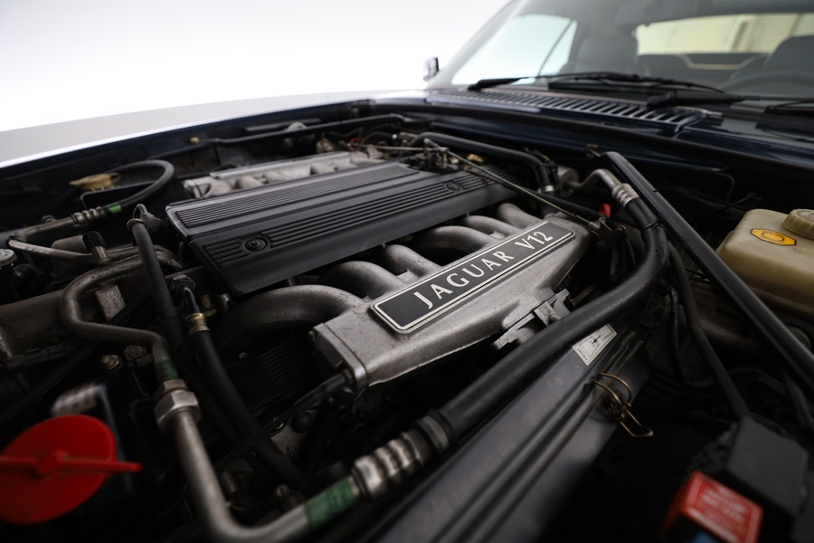 Jaguar XJS vaihtoauto