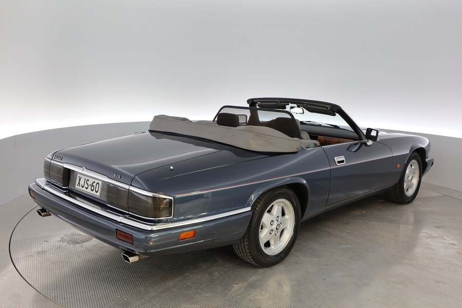 Jaguar XJS vaihtoauto
