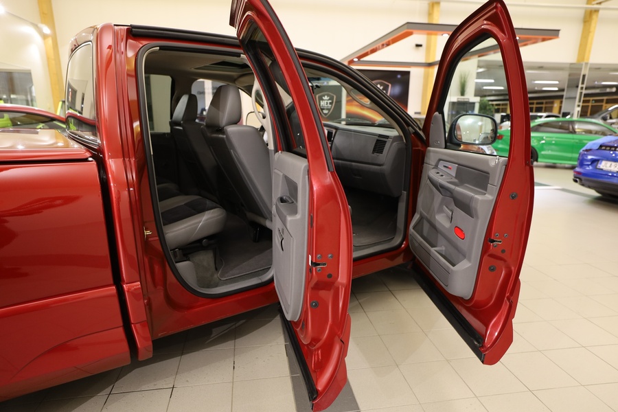 Dodge Ram vaihtoauto