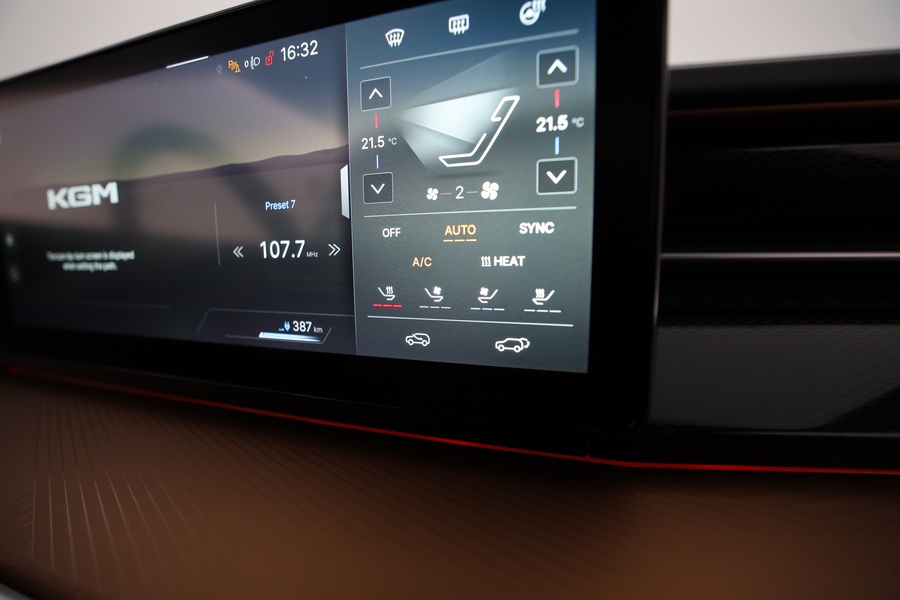 KGM Torres EVX vaihtoauto