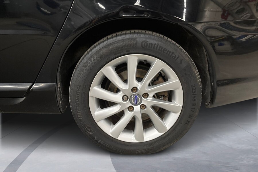 Volvo V70 vaihtoauto