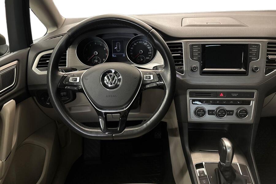 Volkswagen Golf Sportsvan vaihtoauto