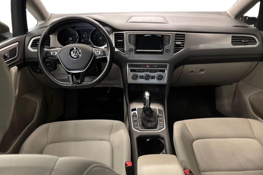 Volkswagen Golf Sportsvan vaihtoauto