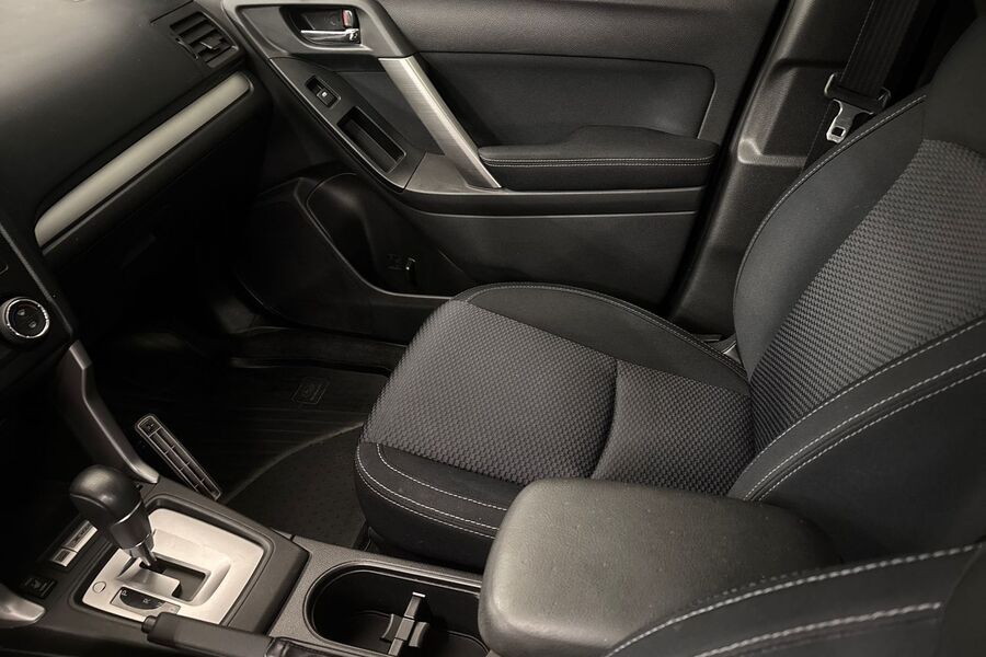 Subaru Forester vaihtoauto