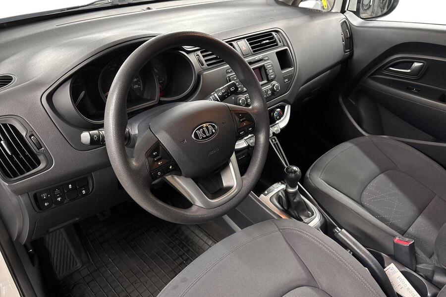Kia Rio vaihtoauto