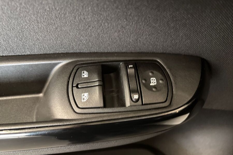 Opel Corsa vaihtoauto