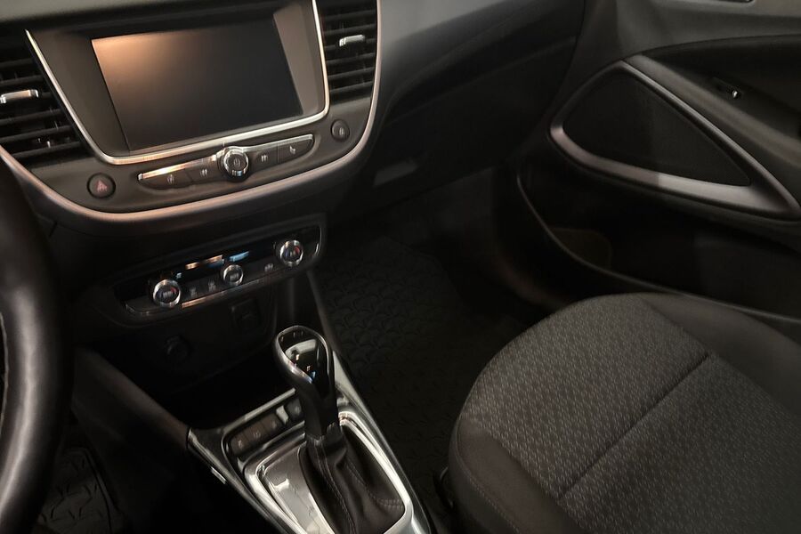 Opel Crossland X vaihtoauto