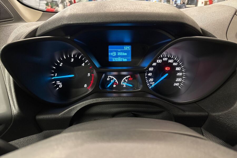Ford Transit Connect vaihtoauto