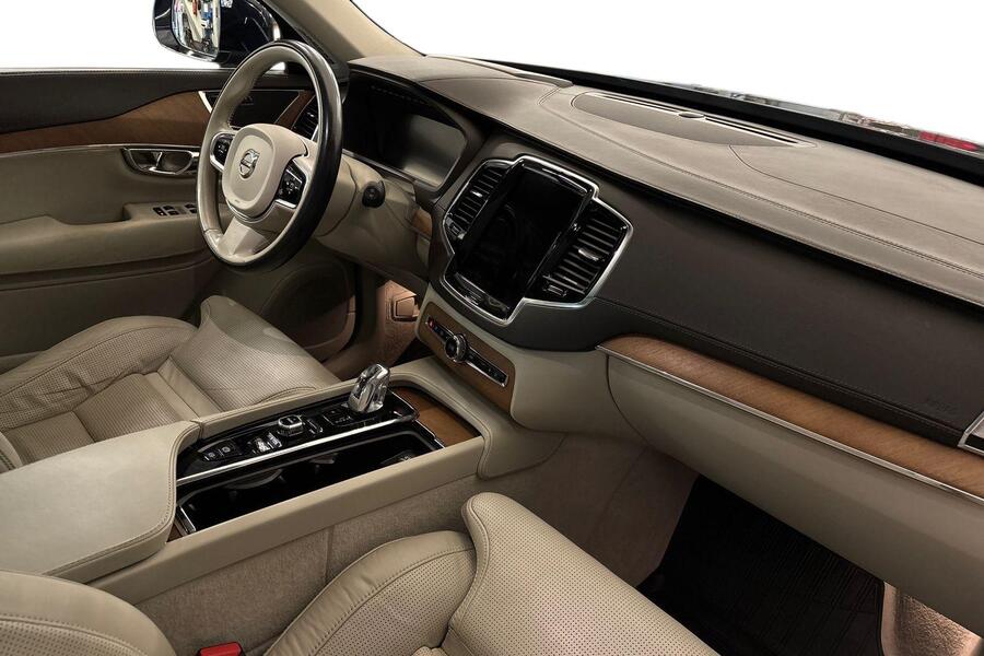 Volvo XC90 vaihtoauto