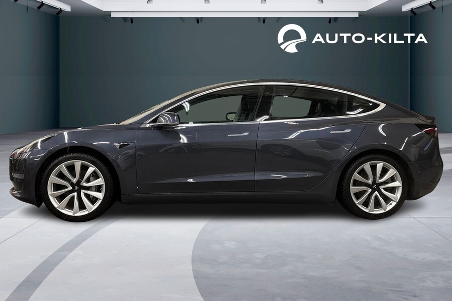 Tesla Model 3 vaihtoauto