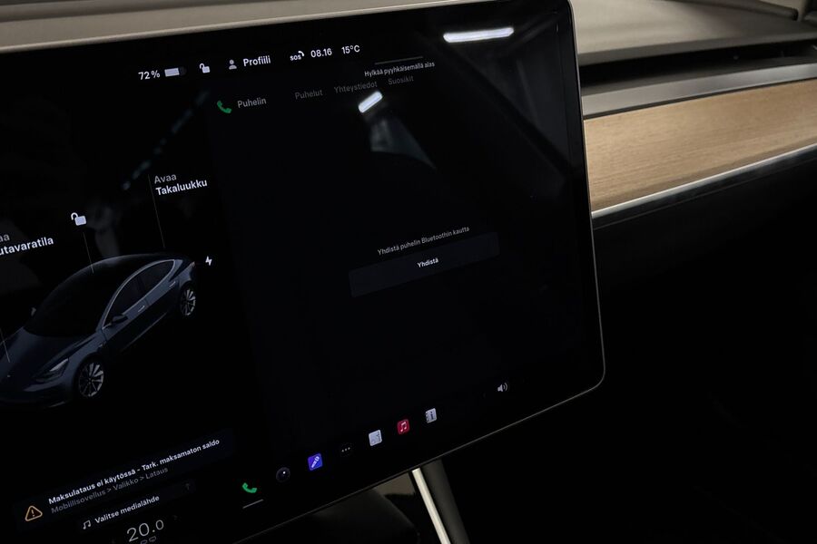 Tesla Model 3 vaihtoauto