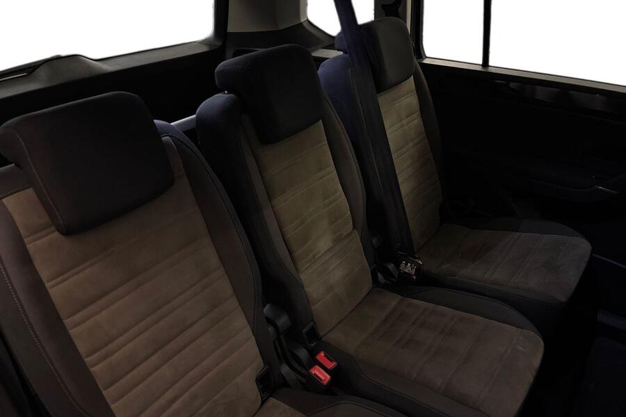 Volkswagen Touran vaihtoauto