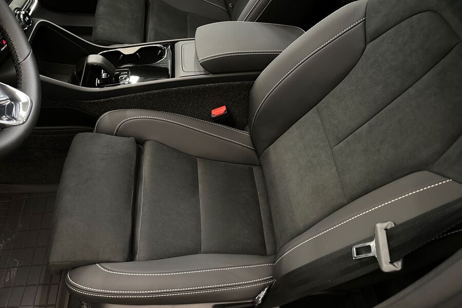 Volvo EC40 vaihtoauto