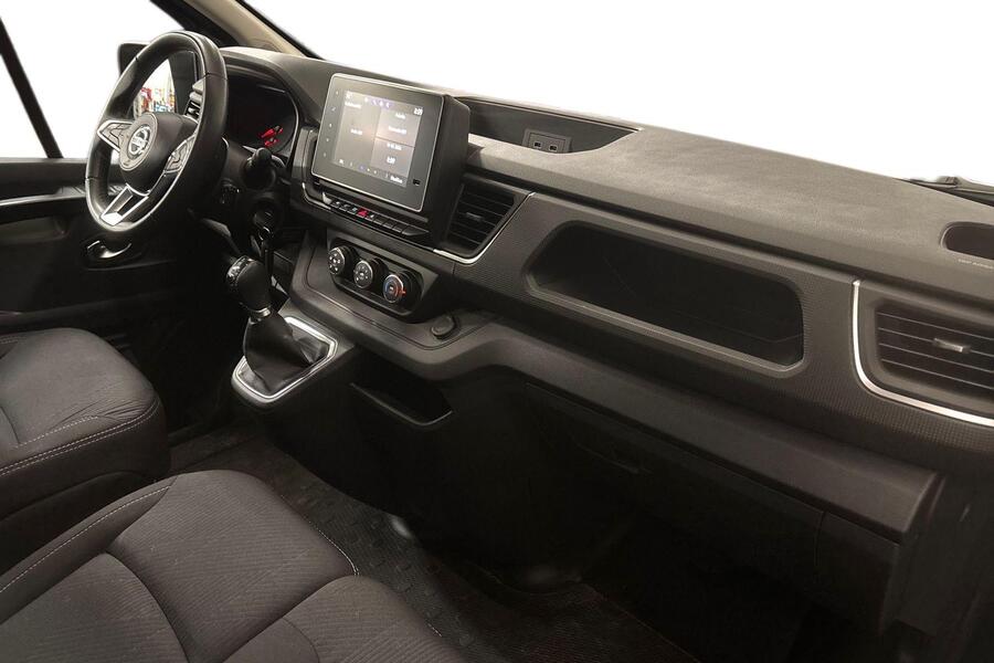 Nissan Primastar vaihtoauto