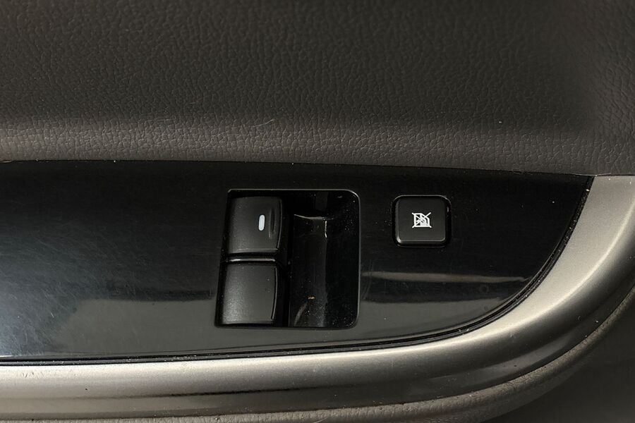 Mitsubishi L200 vaihtoauto