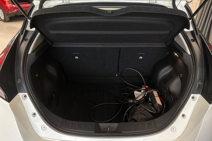 Nissan Leaf vaihtoauto