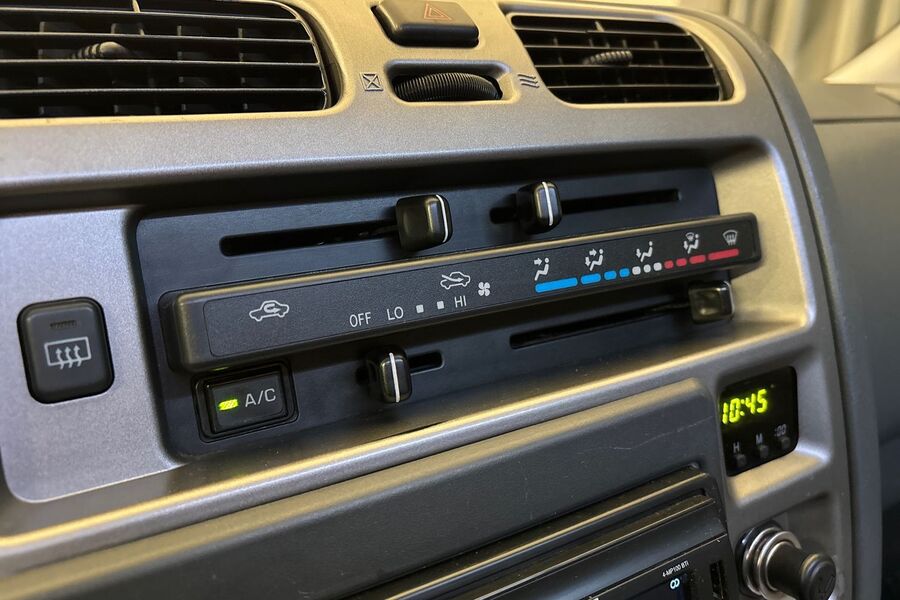 Toyota Hiace vaihtoauto