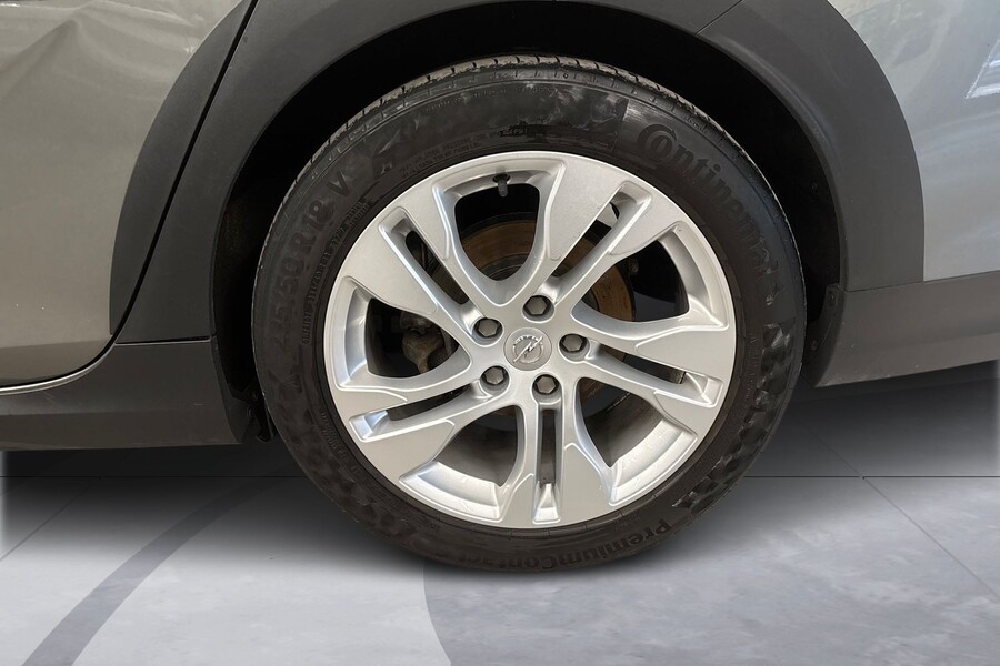 Opel Insignia vaihtoauto