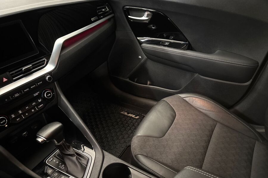 Kia Niro plug-in vaihtoauto