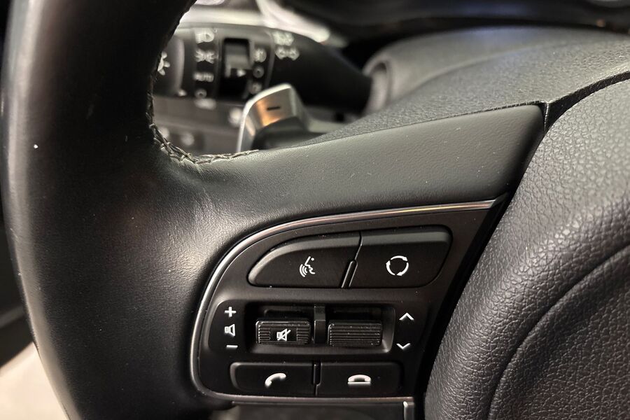 Kia Niro plug-in vaihtoauto