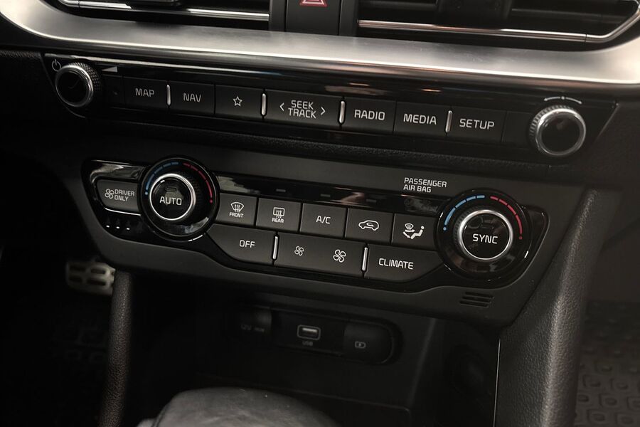 Kia Niro plug-in vaihtoauto