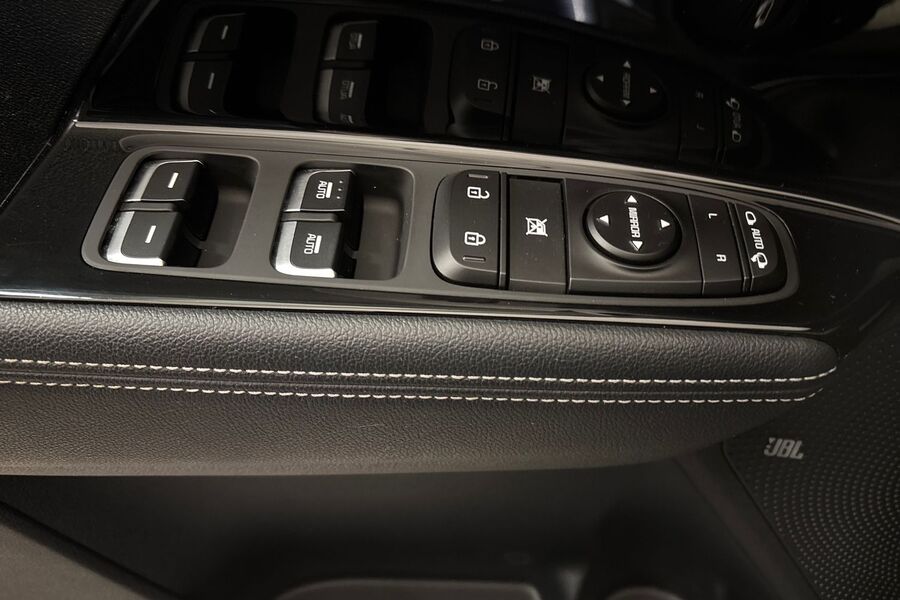 Kia Niro plug-in vaihtoauto