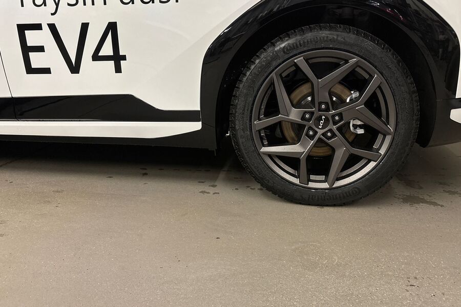 Kia EV4 vaihtoauto