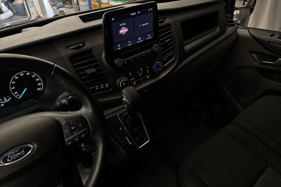 Ford Transit Custom vaihtoauto