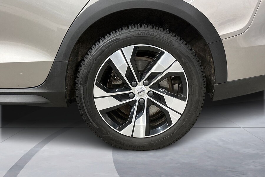 Volvo V60 Cross Country vaihtoauto