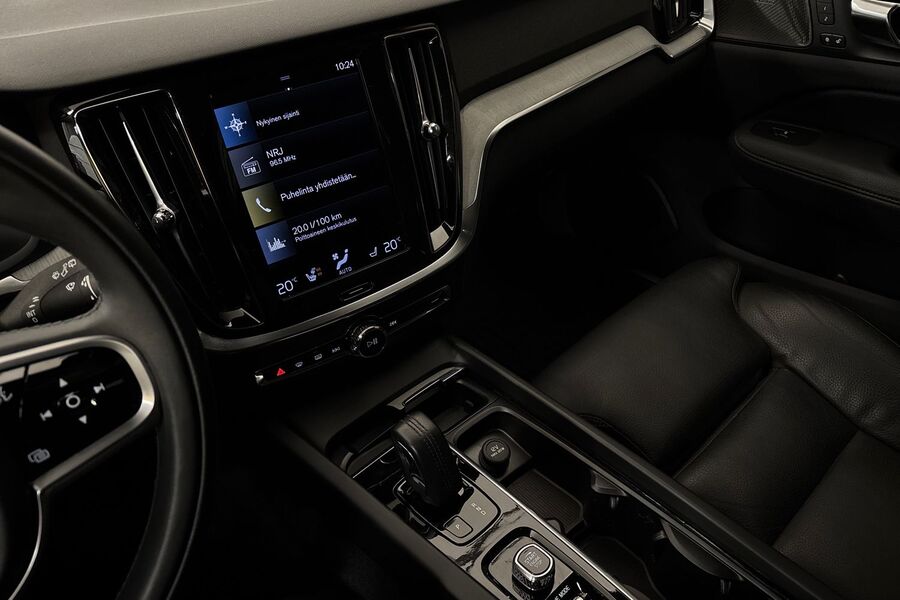 Volvo V60 Cross Country vaihtoauto