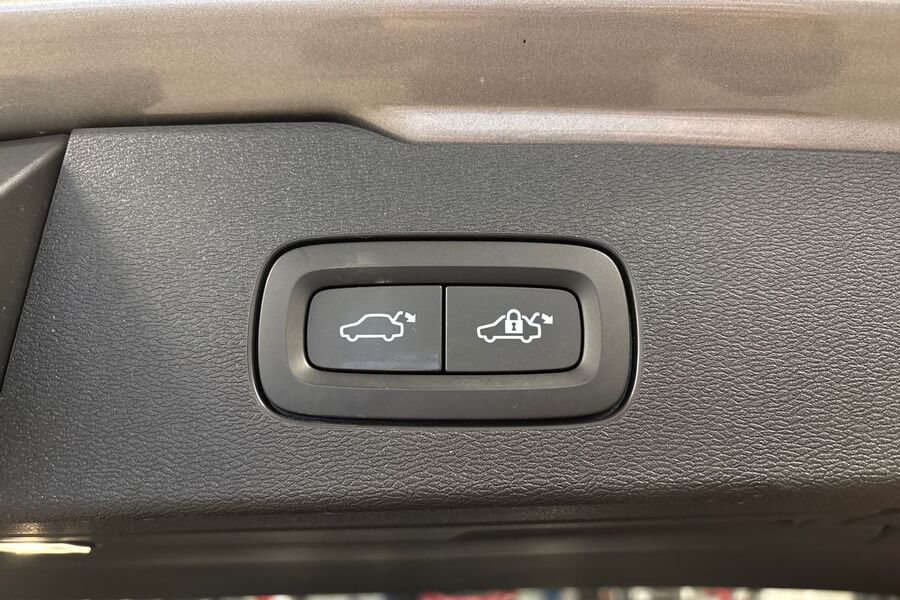 Volvo V60 Cross Country vaihtoauto