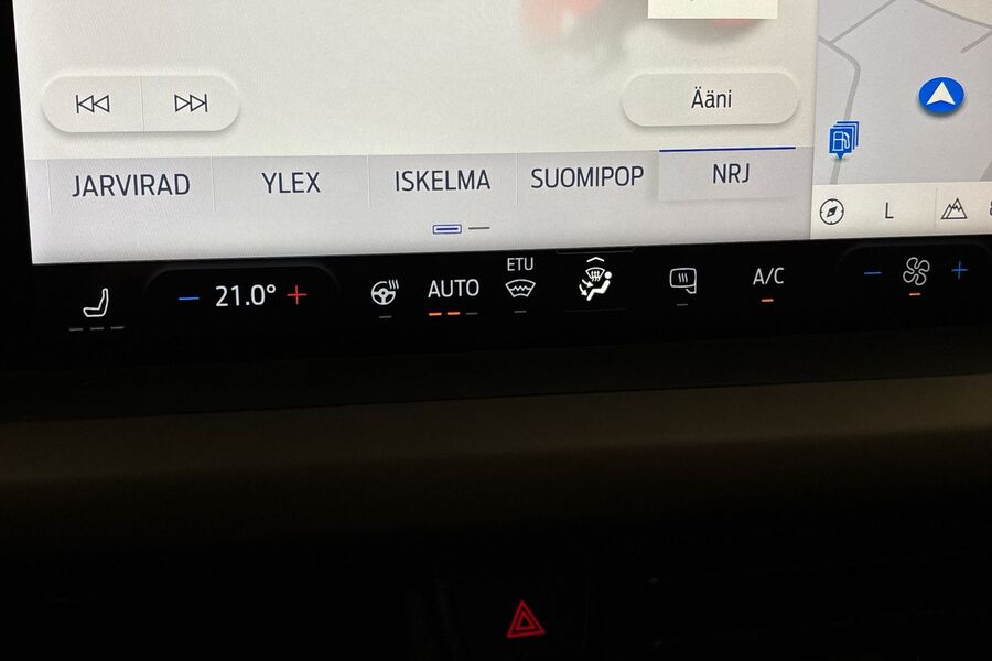 Ford Transit Courier vaihtoauto