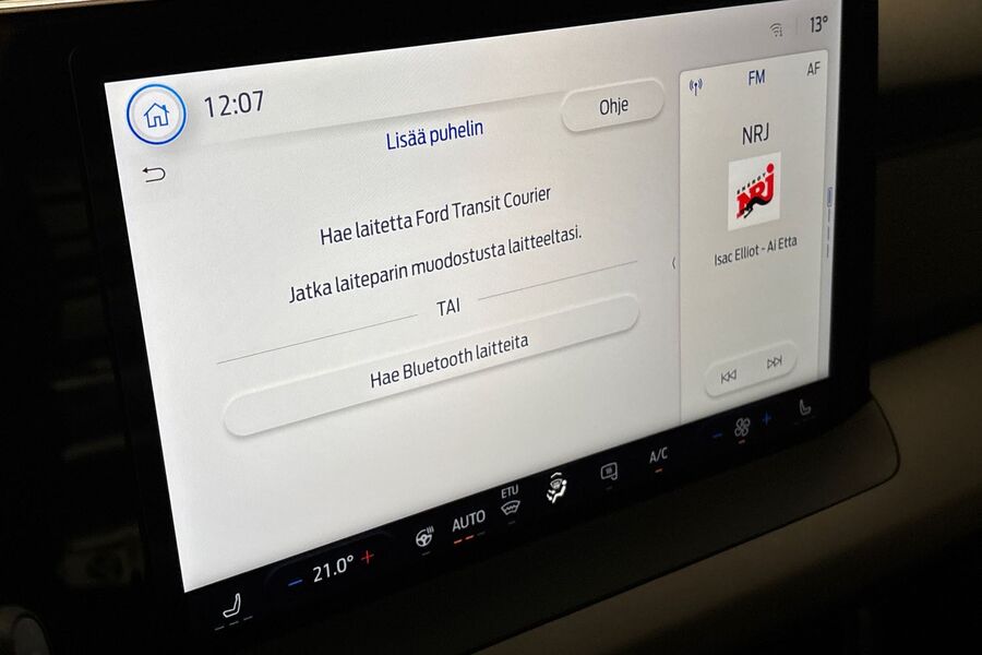 Ford Transit Courier vaihtoauto