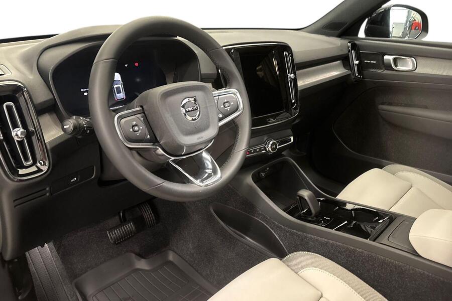 Volvo EX40 vaihtoauto