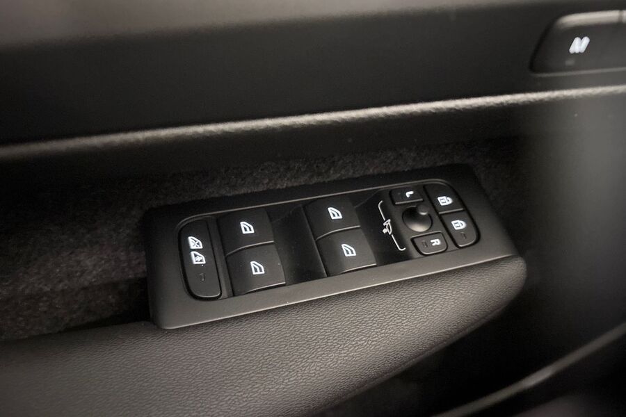 Volvo EX40 vaihtoauto