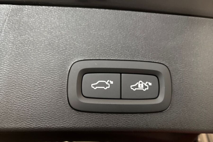 Volvo EX40 vaihtoauto