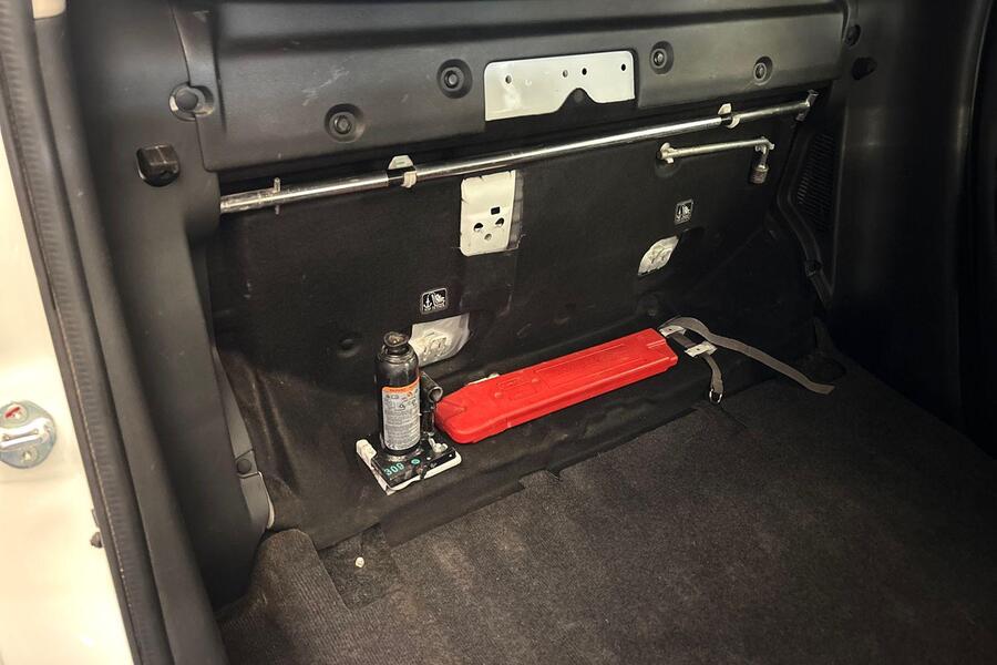 Mitsubishi L200 vaihtoauto