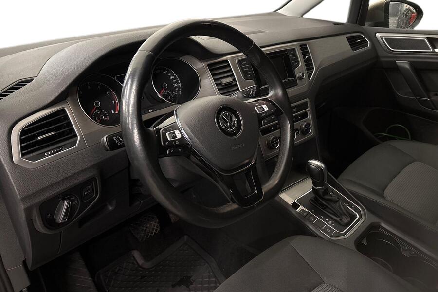 Volkswagen Golf Sportsvan vaihtoauto